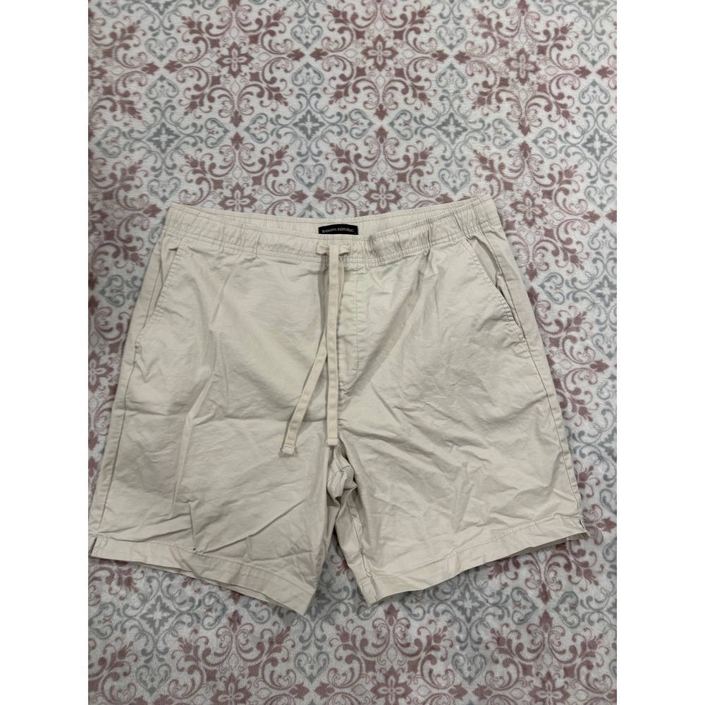 Banana Republic Mens Beige Khaki Drawstring Elastic Waist Cotton Shorts Size L